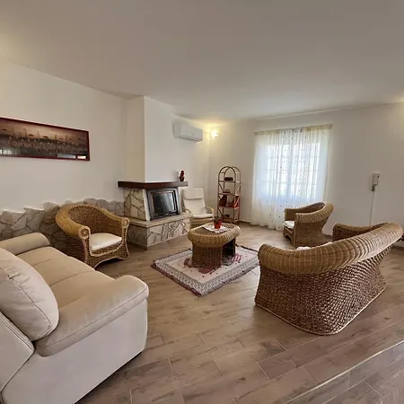 Villa Beso Borgo Montenero